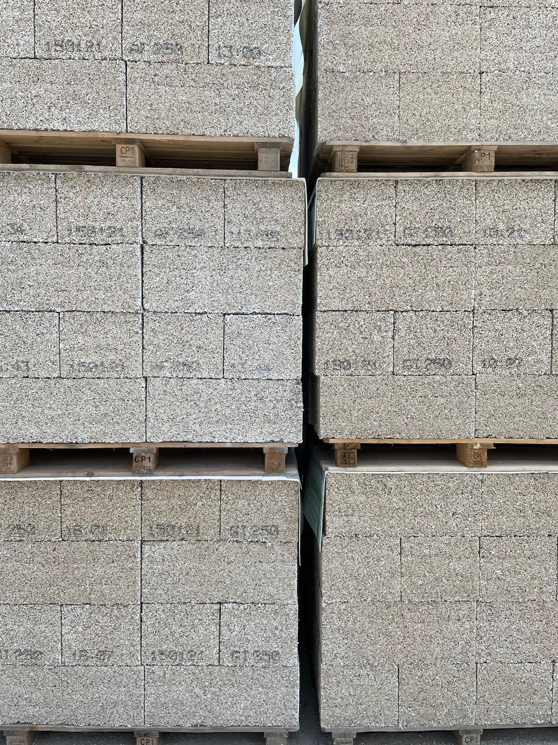 Hemplith Block im Mauerwerksverband