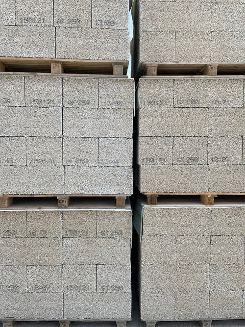 Hemplith Block im Mauerwerksverband